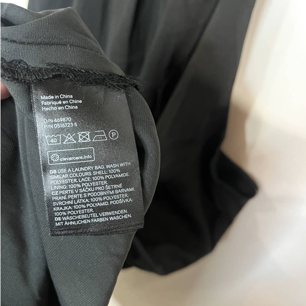 H&M Black Sleeveless Dress with Lace Buttoned Back and Elastic Waist, Size 12 - Picture 6 of 6